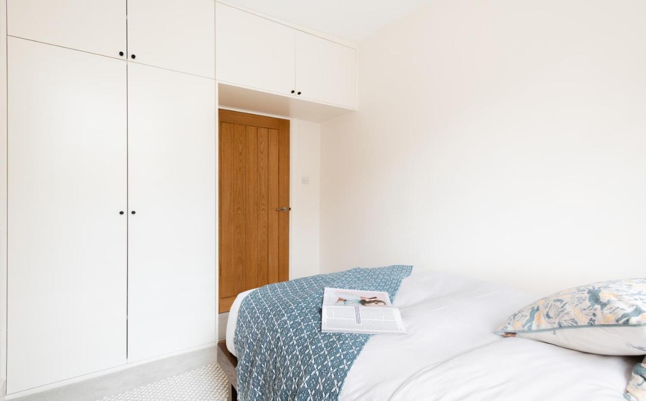 The Chelsea Arms - Bright 3Bdr With Garden & Private Parking Apartment Londra Exterior foto